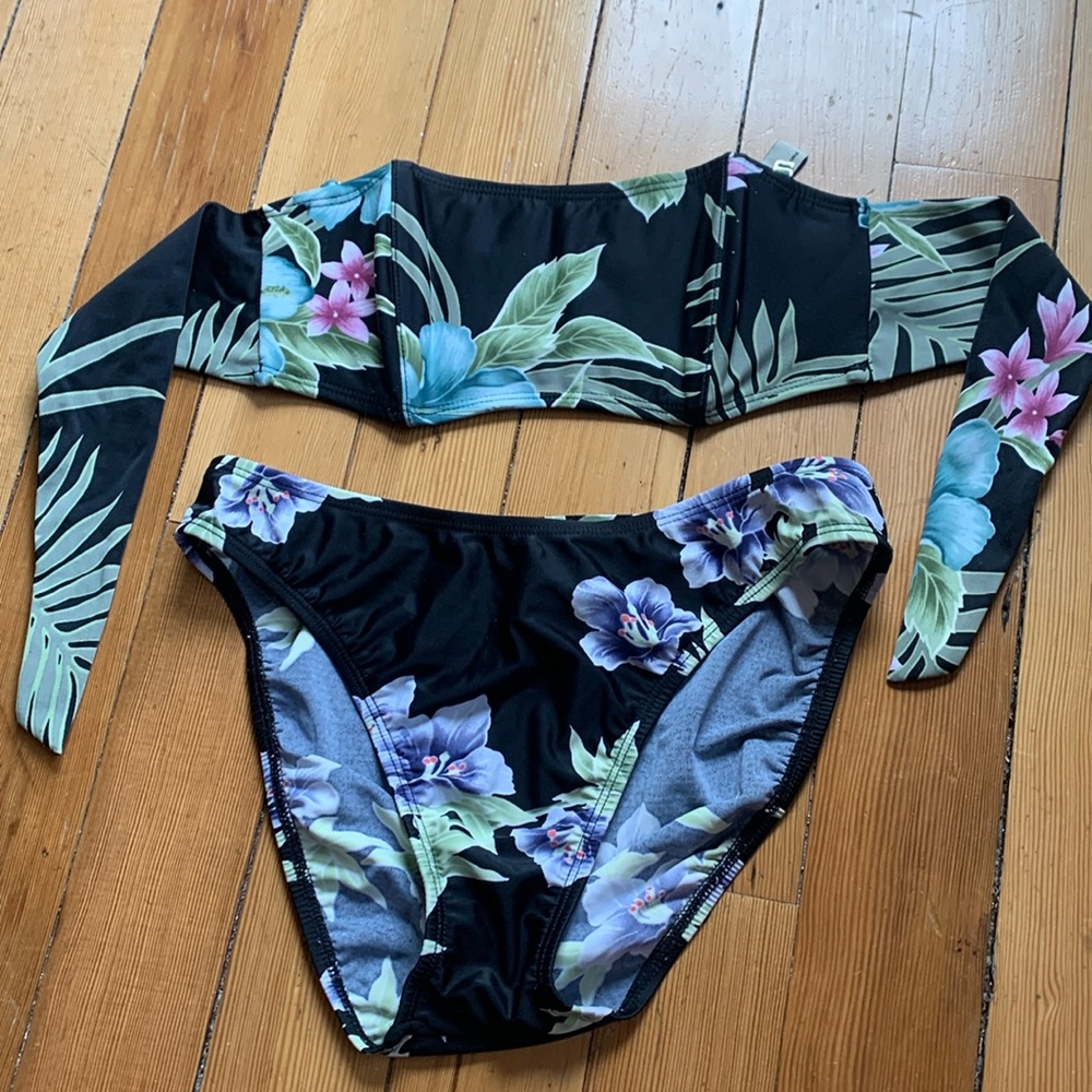 Tommy Bahama bikini size 10